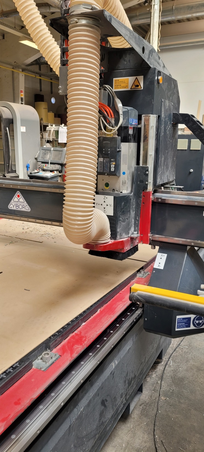 CYBORG fraiseuse portique (image009)