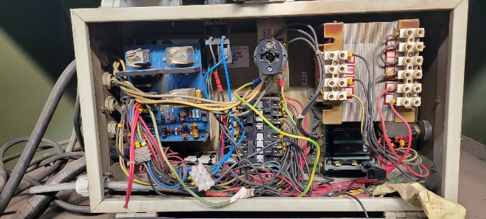 Table de soudure inclinaison rotation avant rénovation électrique – Elimos Belgique