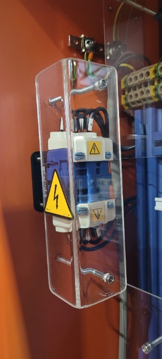 Coffret sécurité presse plieuse LVD après mise en conformité – Elimos