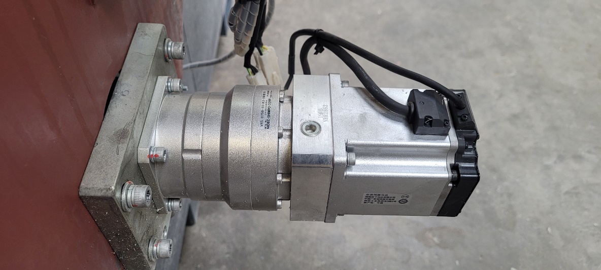 Ancien moteur pas à pas fraiseuse portique CYBORG – retrofit Elimos